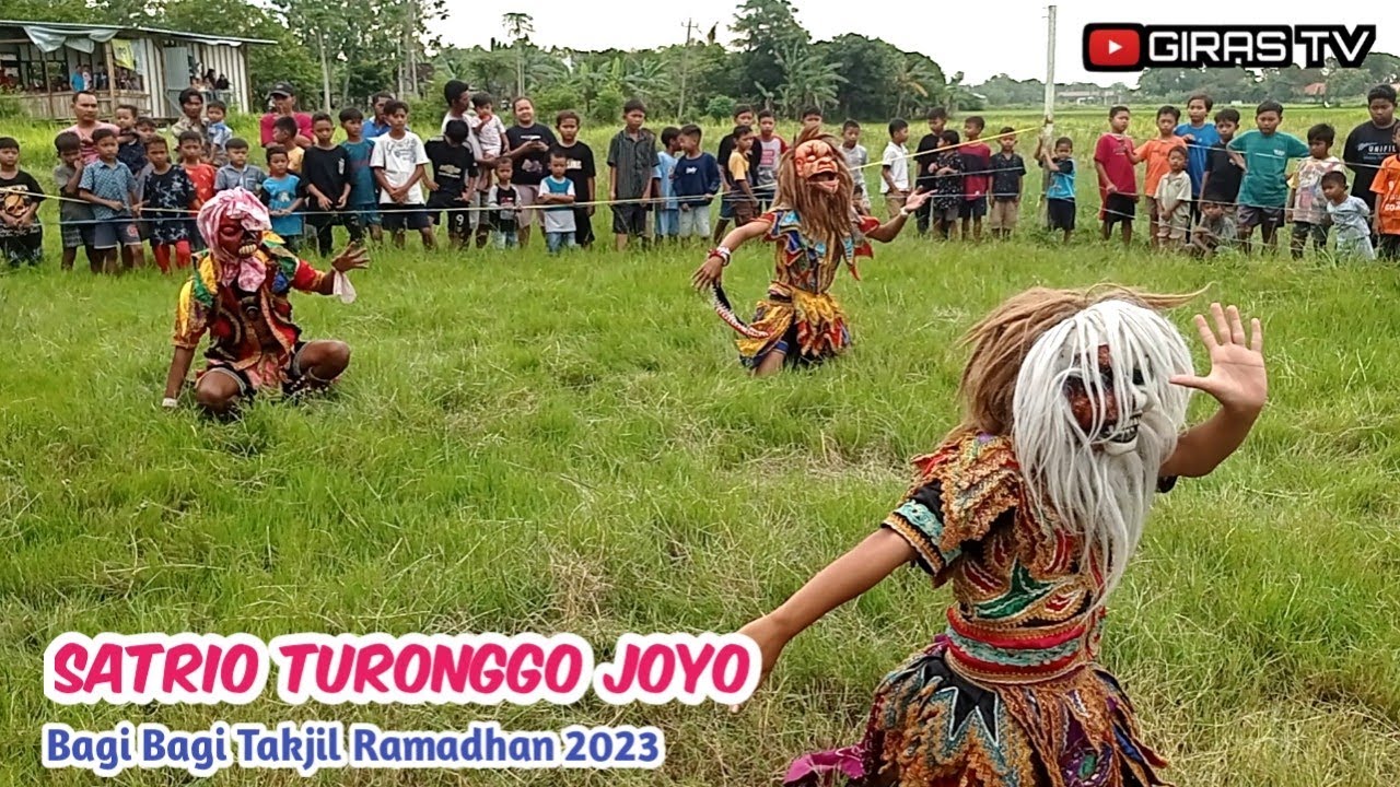 Gedruk Lincah. Satrio Turonggo Joyo Bagi Takjil Ramadhan Di Pepe Tegowanu Grobogan