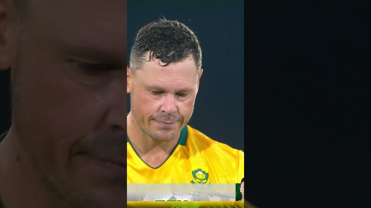 Saim Ayub picks up the short ball and smashes it over square leg for SIX 🚀