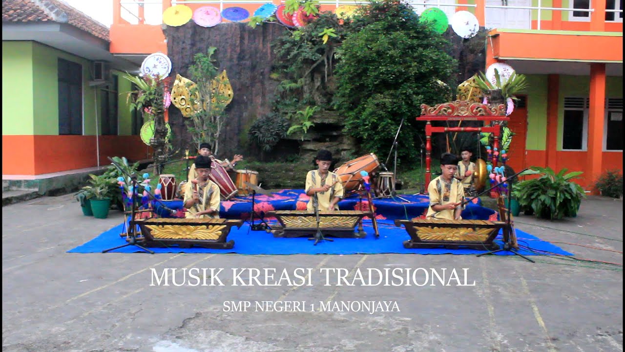 LOMBA KREASI MUSIK TRADISIONAL SMP NEGERI 1 MANONJAYA TINGKAT PROVINSI JAWA BARAT