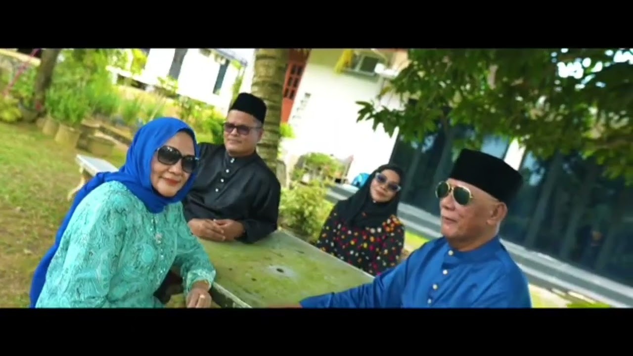 HARI RAYA HARI MULIA (HD) with LIRIK