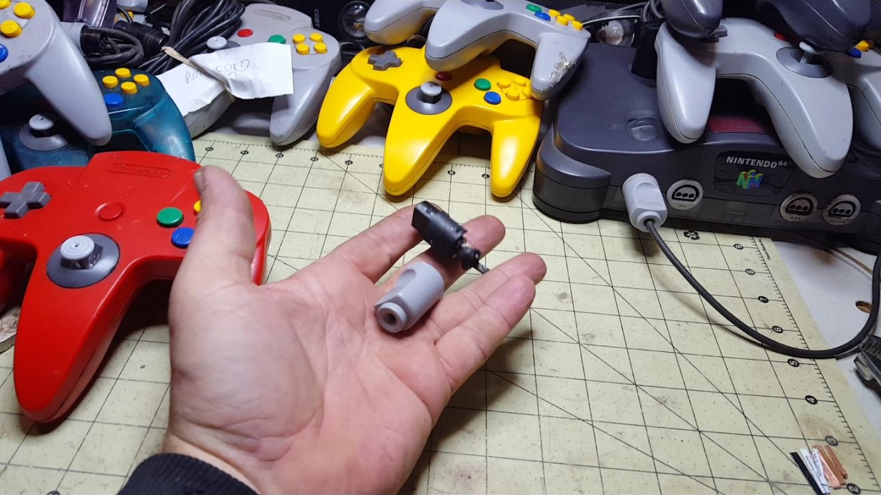 NINTENDO 64 (N64) CONTROLLER PLUG DISASSEMBLY [WARANTY VOID IF REMOVED]