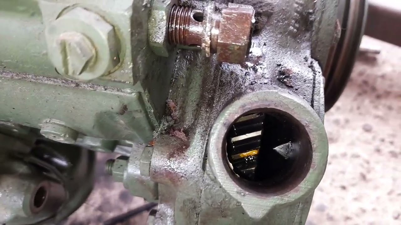 dica como tirar e botar a bomba injetora no ponto motor om352 Mercedes 1114