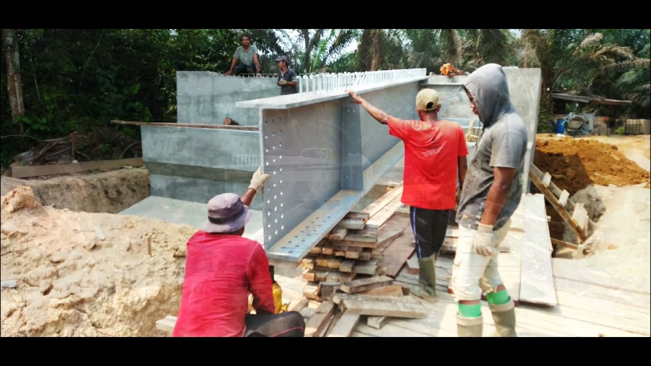 PEMBANGUNAN JEMBATAN GIRDER BAJA 