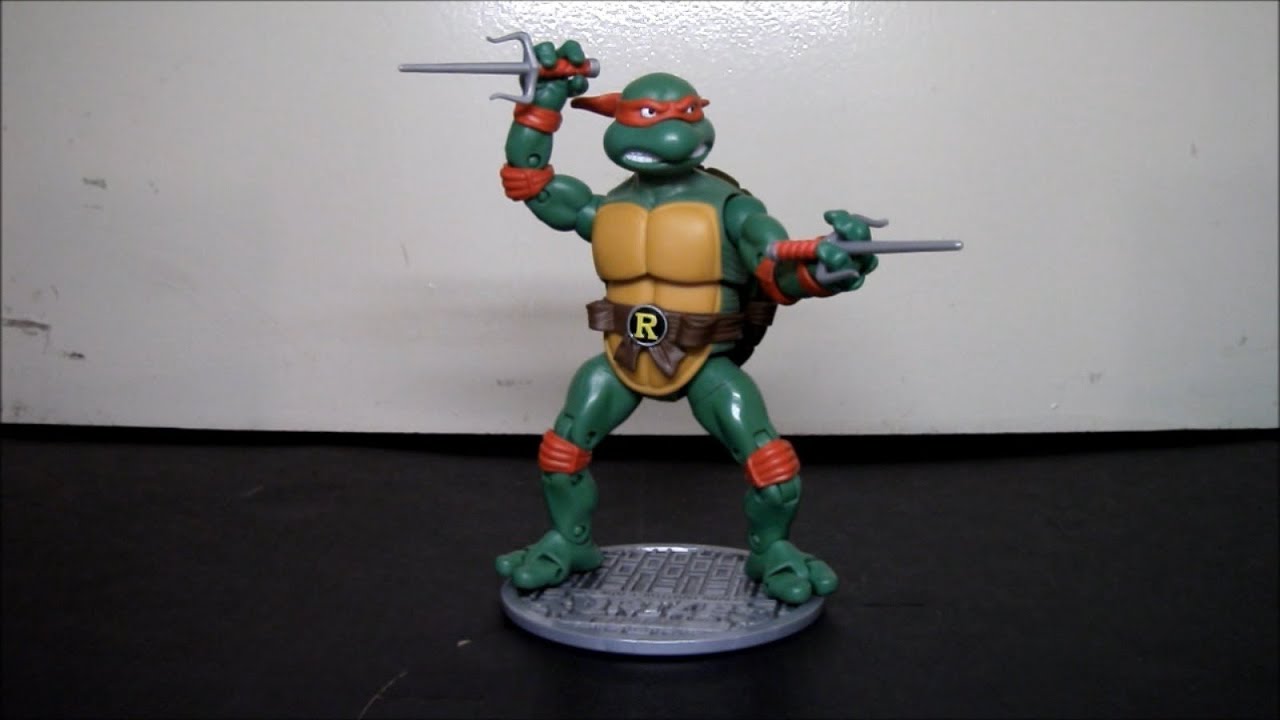 Playmates Teenage Mutant Ninja Turtles Classic Collection Raphael Figure Review