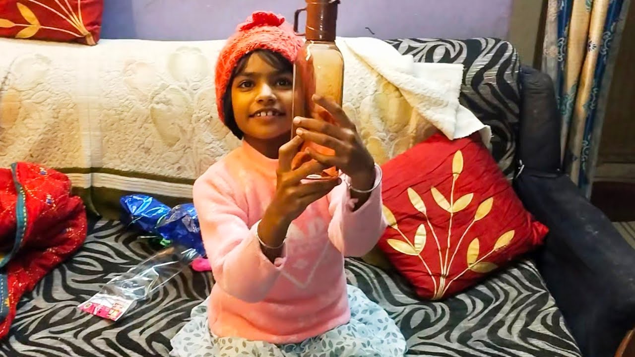 কত কি পার্সেল এসেছে দেখো!! ফুচকা খেতে দারুন মজা😋লাকিয়া প্রাইজ পেল!! mini vlog 