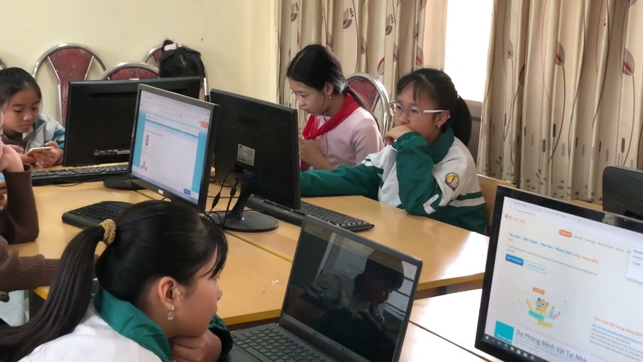 S&acirc;n chơi KNS - cấp Trường