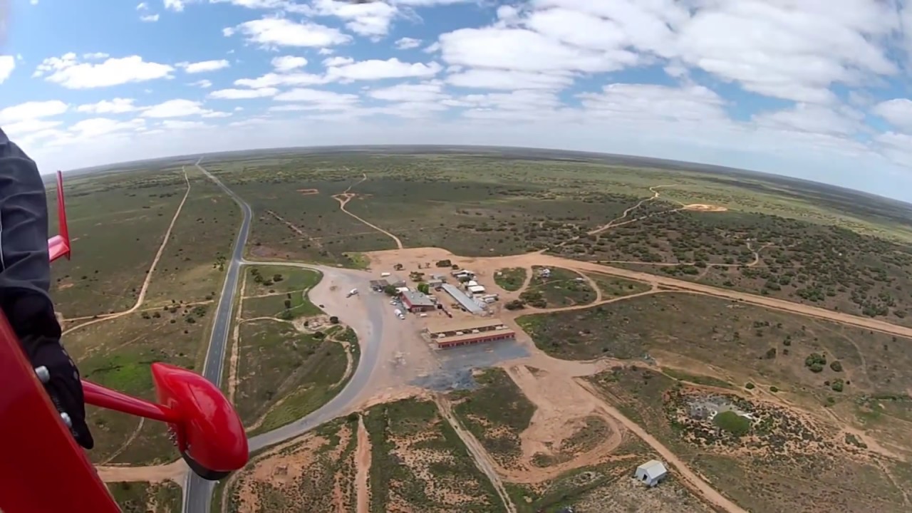 Gyrocopter transcontinental flight across Australia in Magni M16