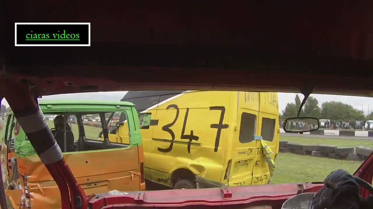 coolronan van bangers 30/06/24 Houndog117 in car first race b