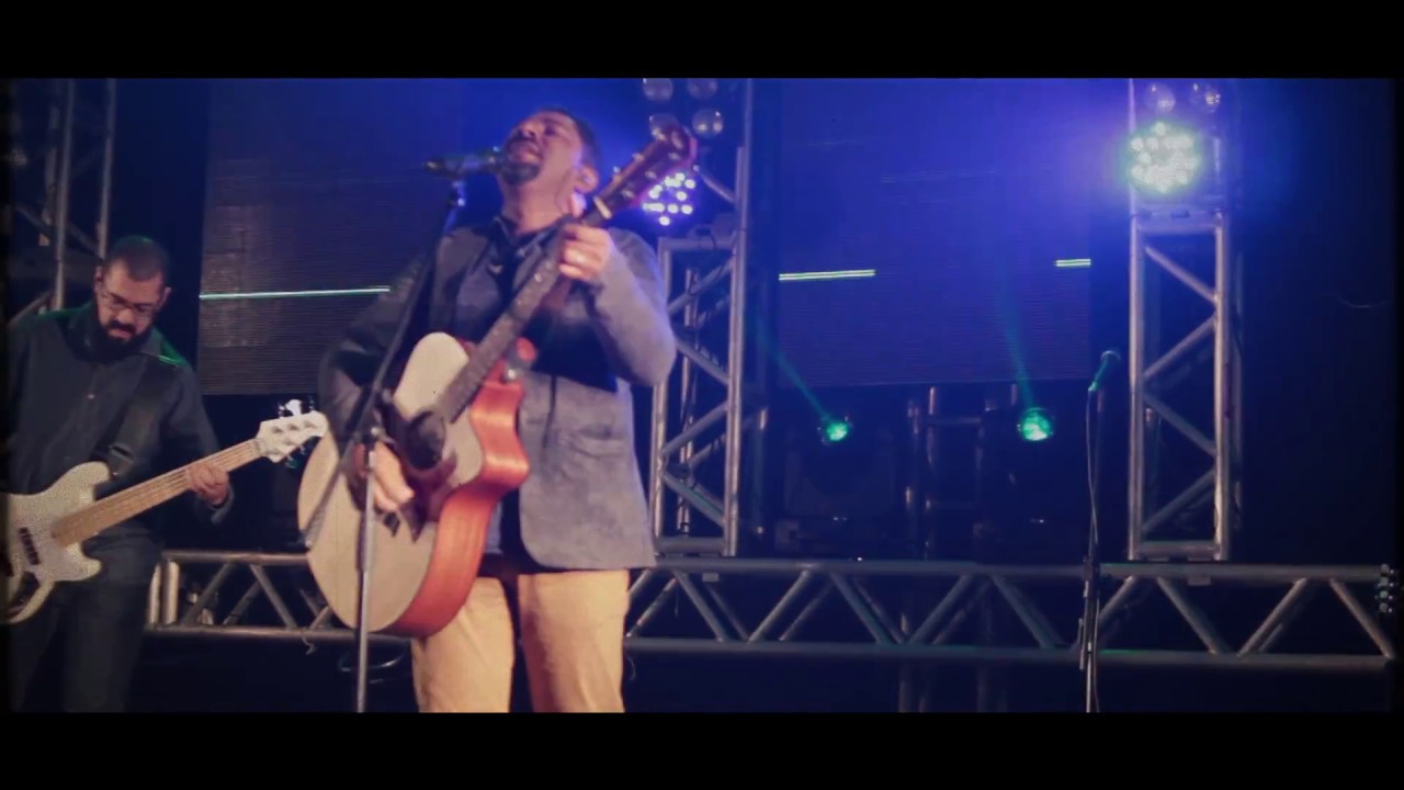 Em Tua presen&ccedil;a - Luciano Ribeiro