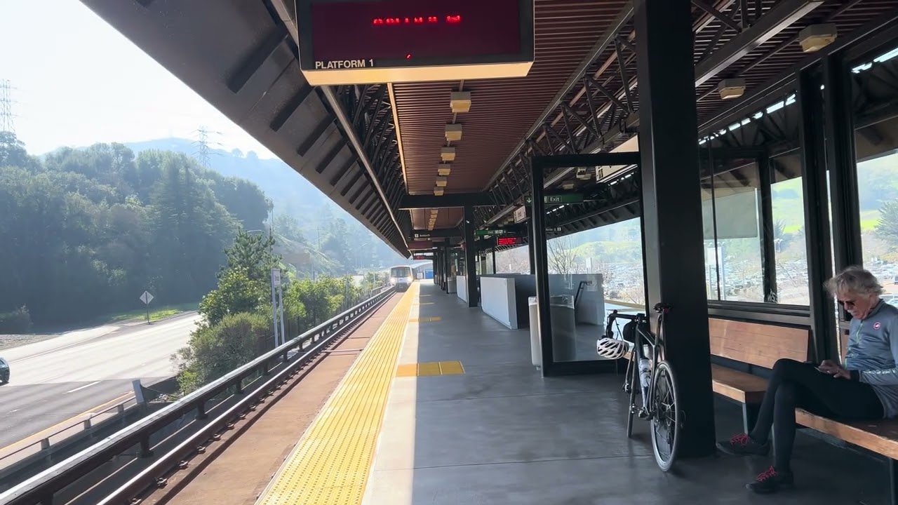 Antioch Train Arriving at Orinda BART