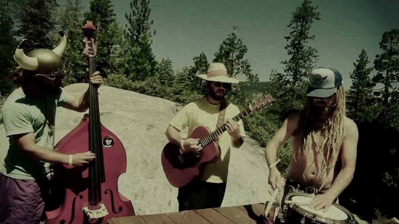 Burnt - In Your Arms (Mountain Vibe Music Gathering - Acoustic Session 2012)