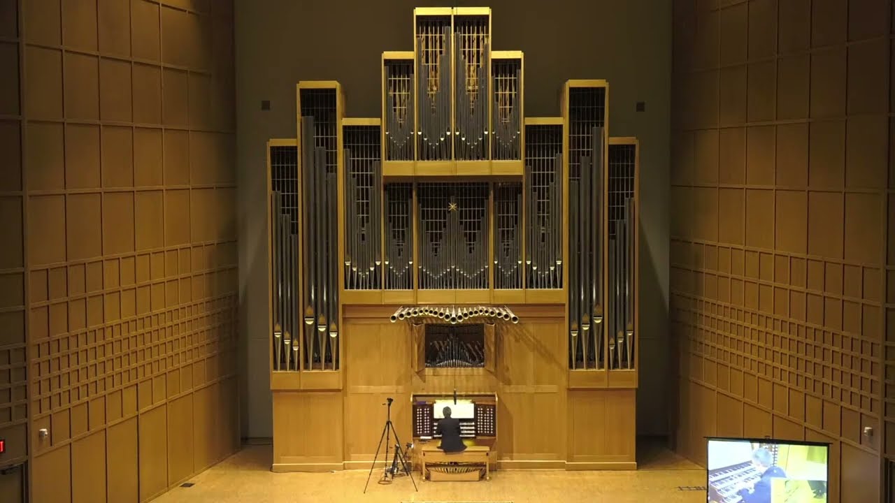 Rie Bloomfield Organ Series Distinguished Guest Artist Clive Driskill-Smith, Organ