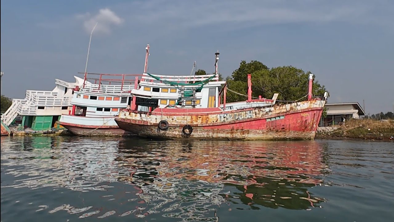 Hua Hin ilta ja aamumenot vesillä ja maalla.