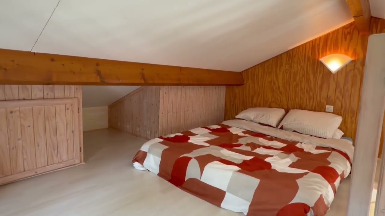 À proximité de Lège Cap Ferret. Bienvenue au domaine résidentiel naturiste de la Jenny 4****