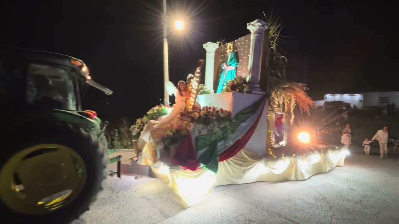 Carroza Con 3 Magos! La Comunidad de Los Magañas (Zináparo Mich Mex)1-6-36. Cheo Gamiño 