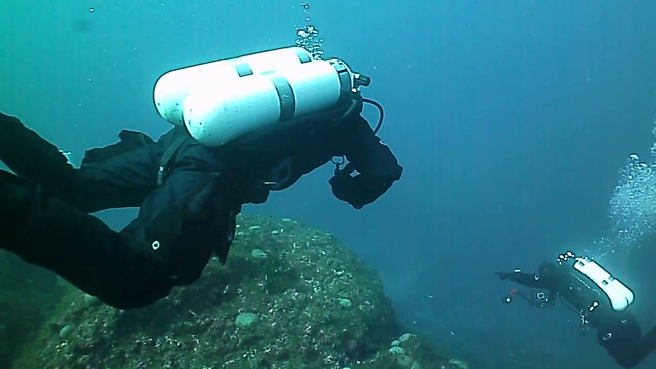 Immersione a Secca Gonzatti con bibombola bianchi