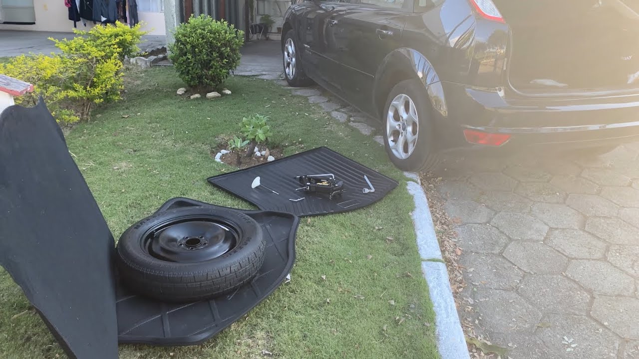 ✅ Dica para guardar o macaco e o estepe dos Ford Focus @garagemdomesquita