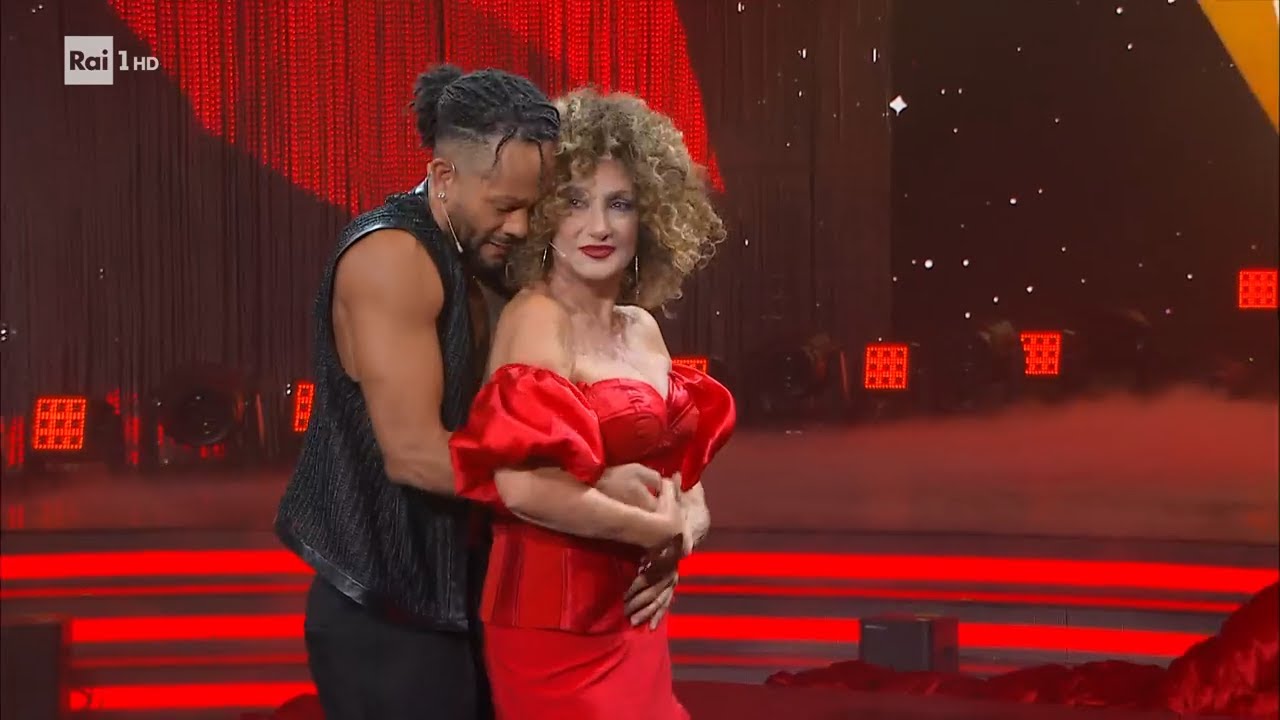 La Bachata di Marcella Bella e Chiquito - Ballando con le Stelle 04/10/2025
