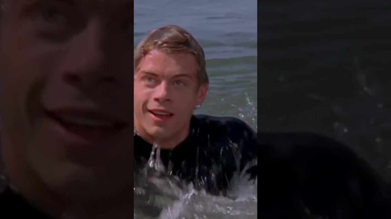 Don't Kiss him, Sophie! | H2O - Just Add Water #h2ojustaddwater #mermaids #h2o #funny #mermaidlife