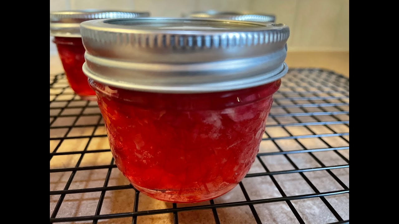 How to make wild rose petal jam