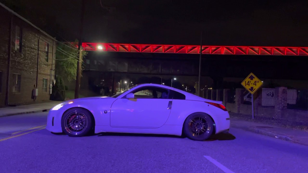 350z on rpf1 night time walk around