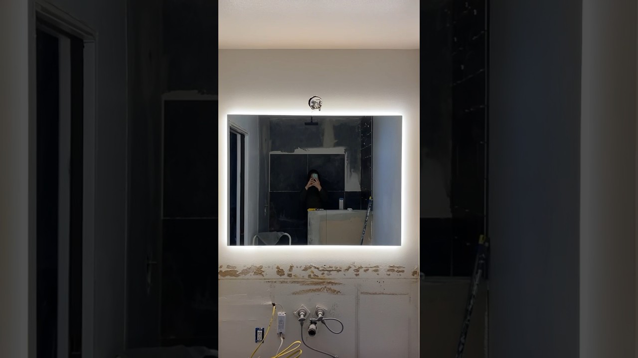 Hack to make a backlit mirror yourself! It&rsquo;s way easier than you think. Bathroom mirror #diy