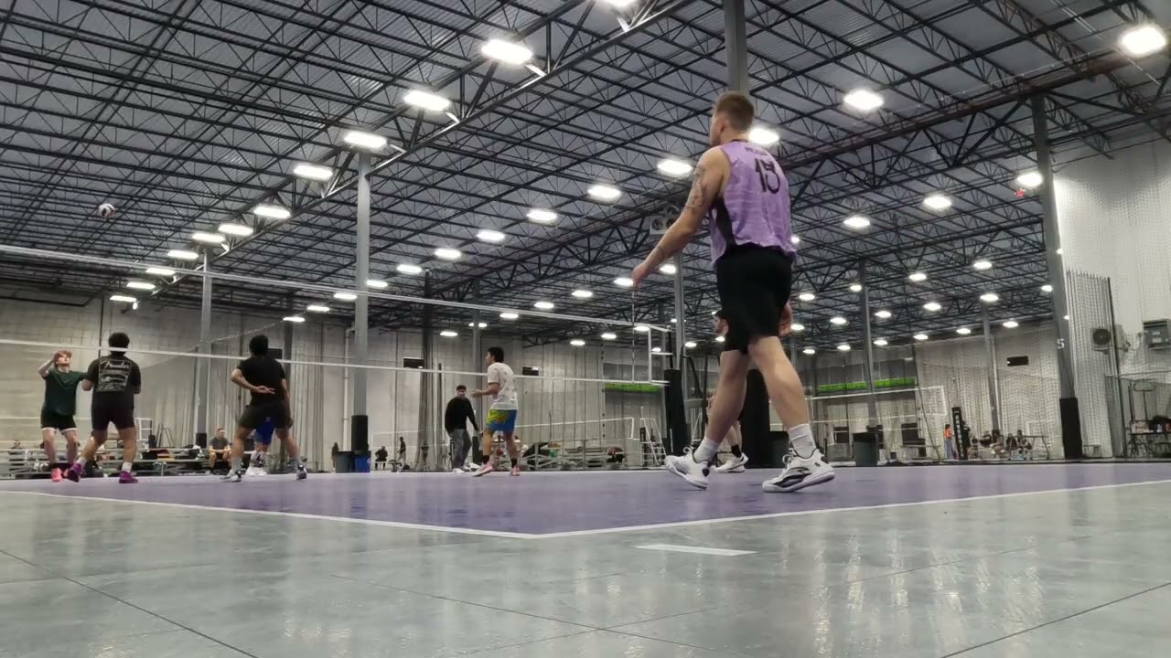 Friday 4's Game 3 set 1