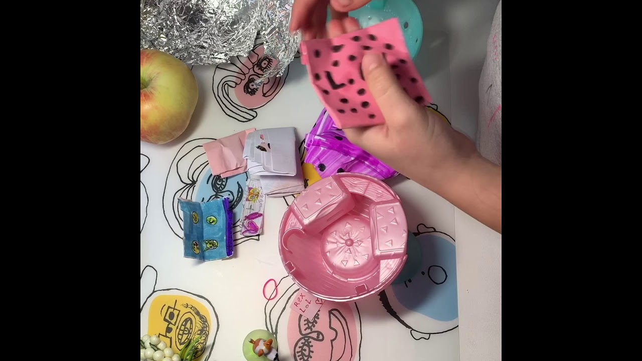 Unpacking a handmade L.O.L ball