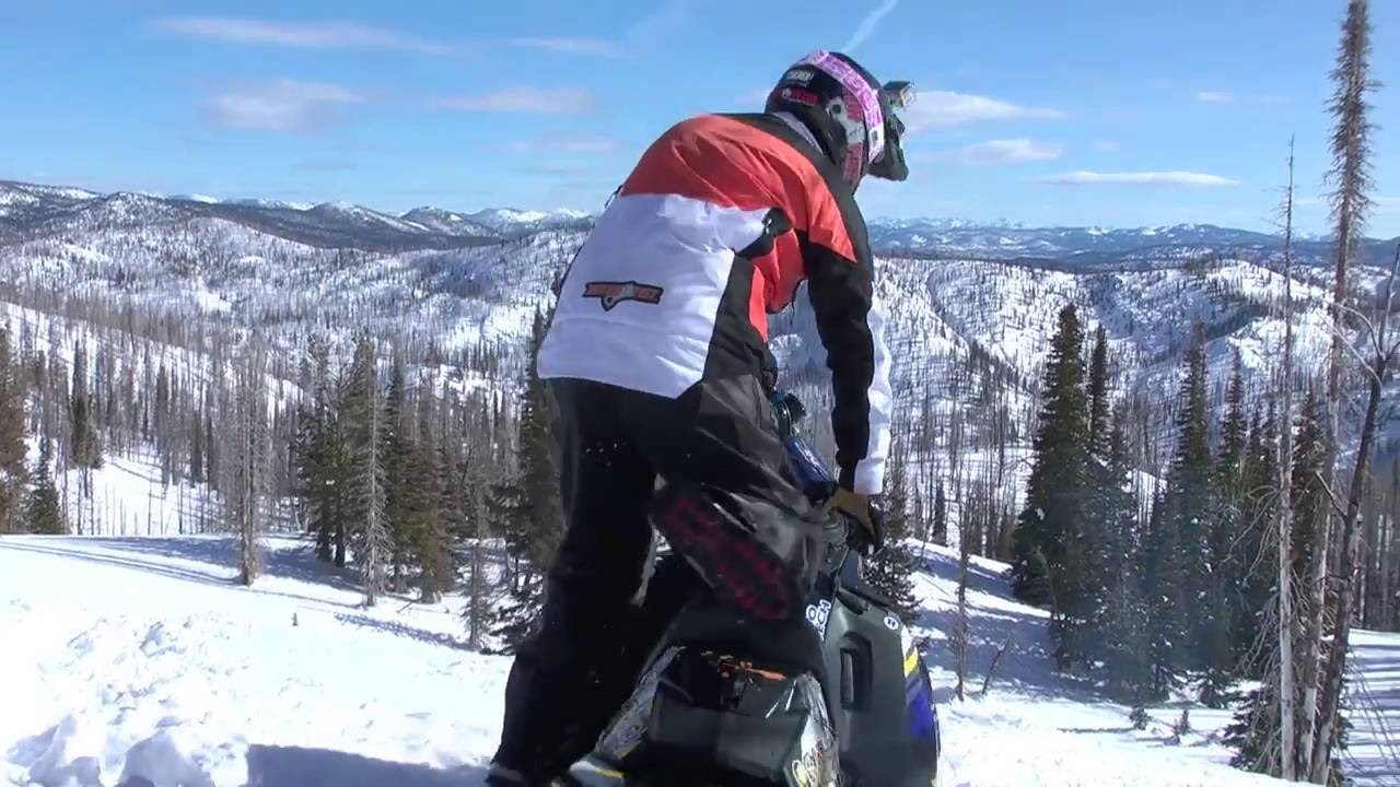 Shane Kelley freeriding