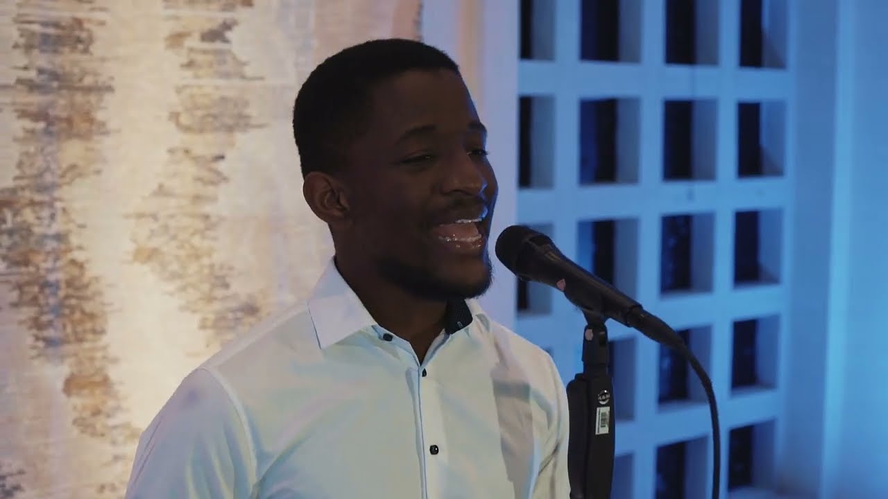Happy - Pharrell Williams | Cover by Atem Morfaw