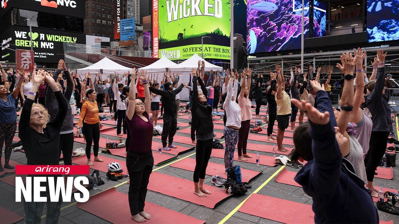World celebrates International Day of Yoga