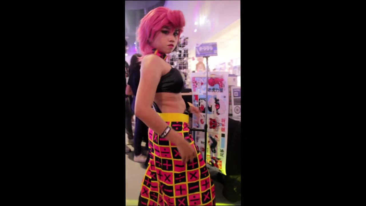Trish Una from Jojo's Bizarre Adventure.