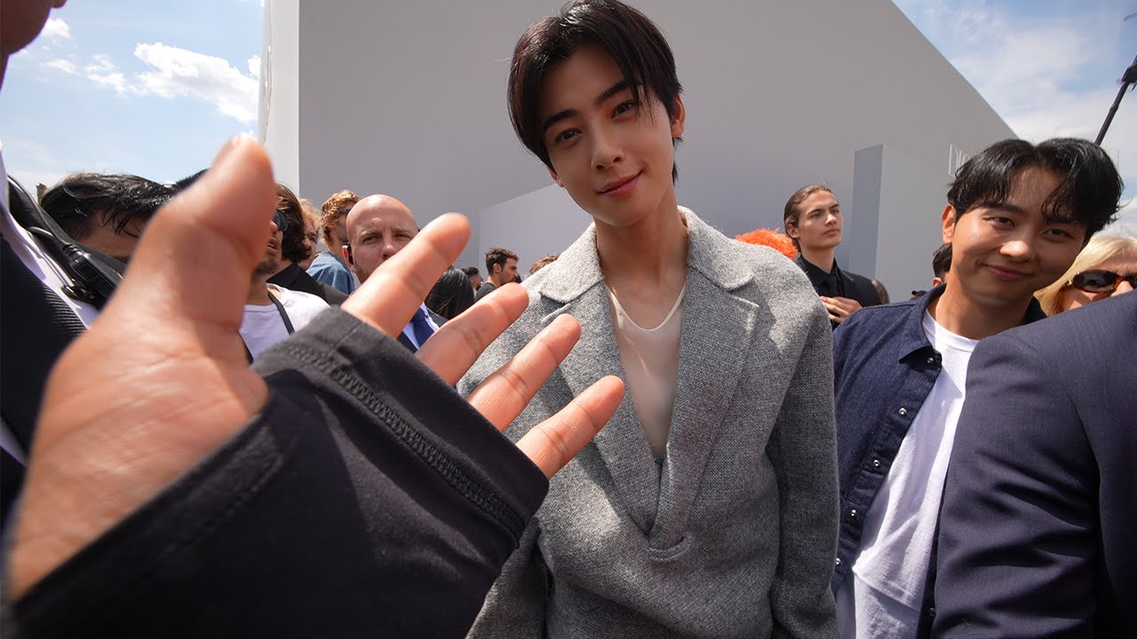What Are People Wearing? DIOR Paris Fashion Week 2023