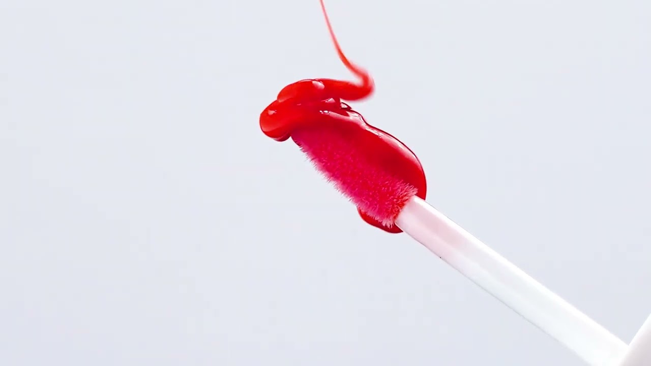 Power in matte. Drama in gloss.
