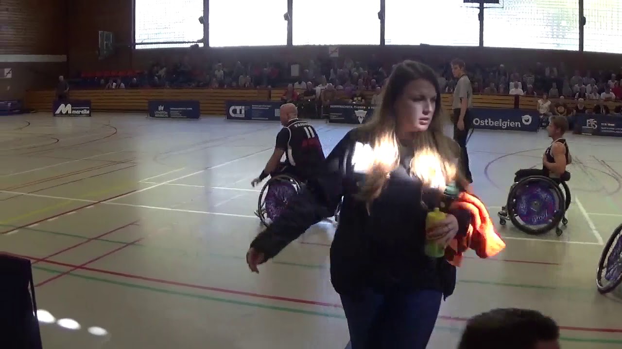 18 09 30 1 Sp  Sp  Nr 5 Roller Bulls vs  Doneck Dolphins Trier 53 80