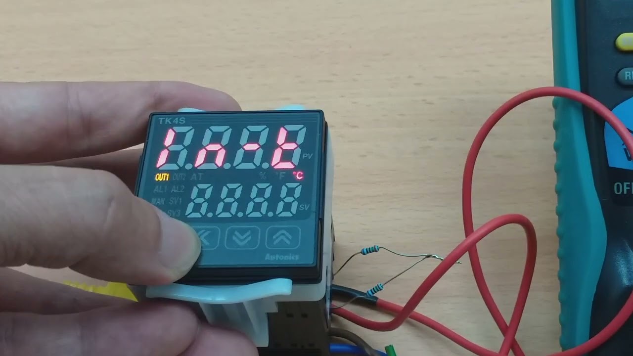 AUTONICS TK4-14CN input temperature  to  output  current convert  01 to 10vdc