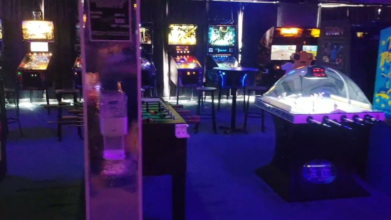 Free Play Pinball Arcade - Fraser, MI - A Quick Walk Though