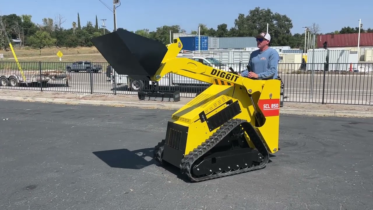 Diggit SCL850 Standup Skidsteer