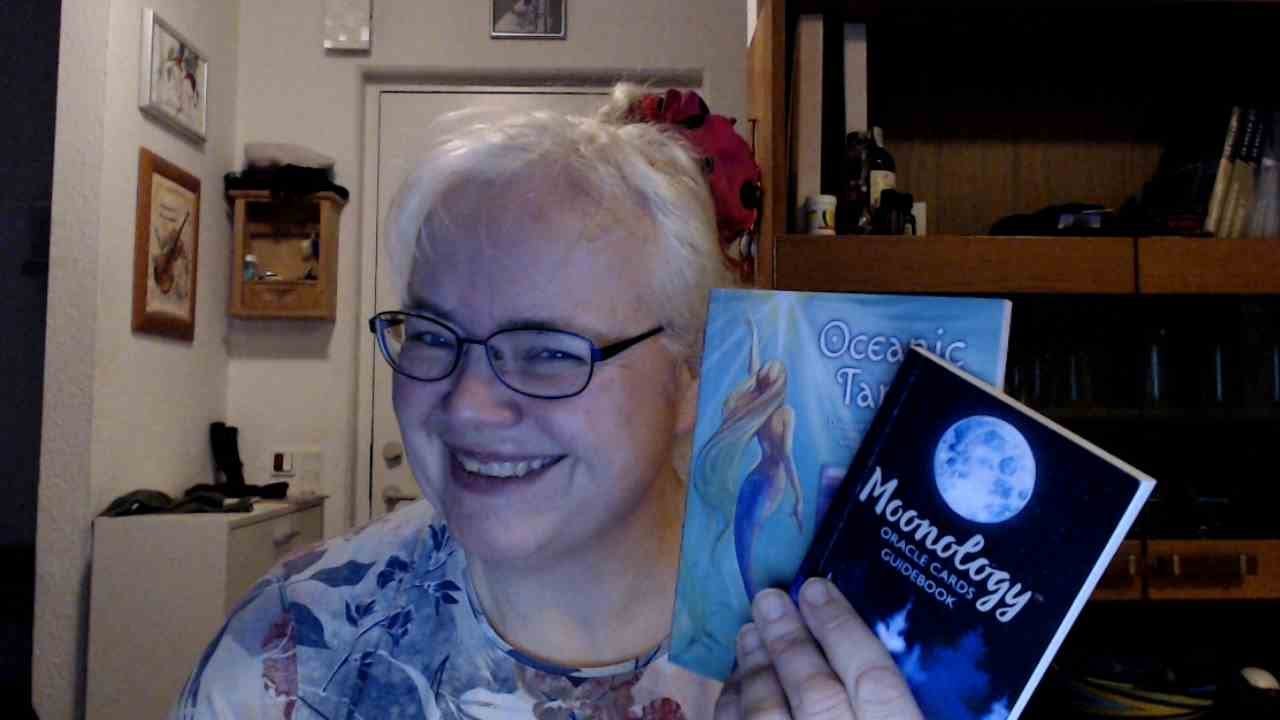 Mandagslive ♥ Tarot & orakel ♥ Kom fri af dvalen ♥ Kort til dig