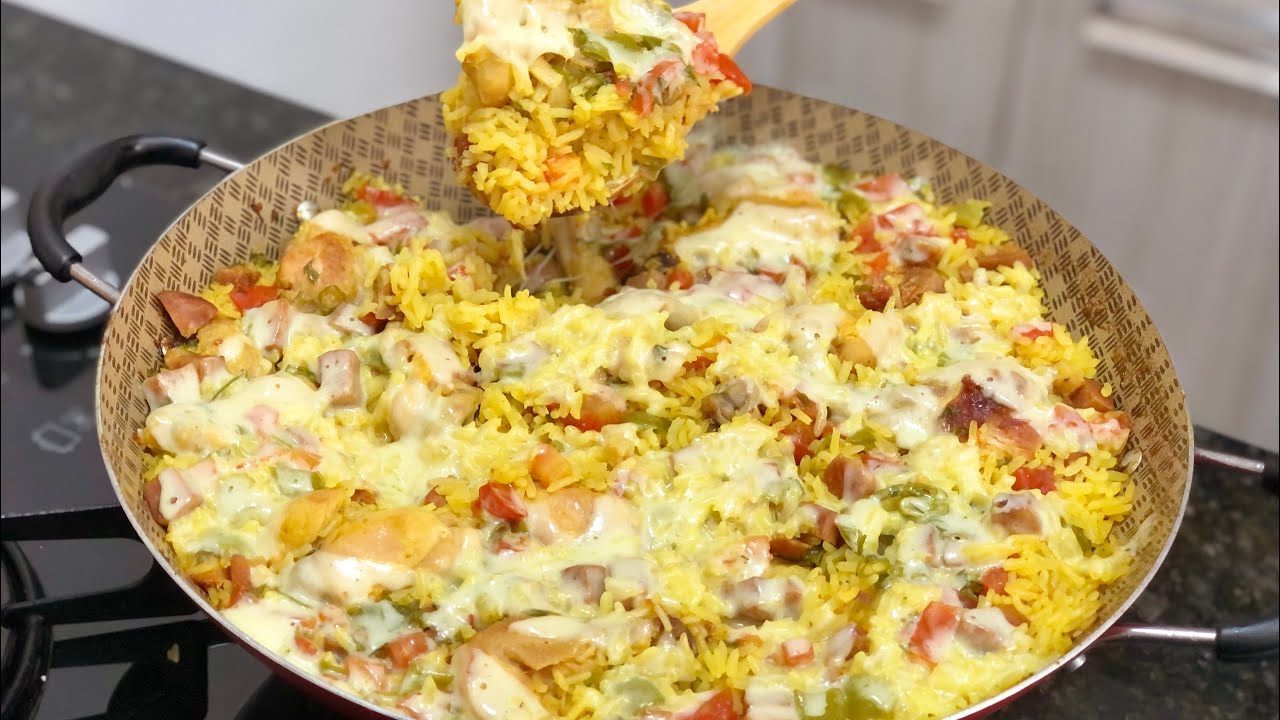 VOCÊ JÁ VIU ARROZ ASSIM? GALINHADA, RÁPIDA E DELICIOSA ❤️