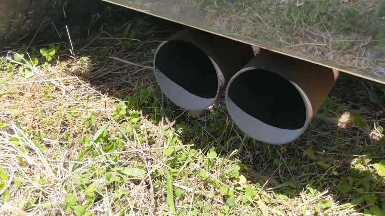 【デコトラマフラーコレクション57】バンパー下の極太マニ割り 寝る前に聴きたくなる心地良い音色 #デコトラ #マニ割り #ダブルマフラー #鳴き #アイドリング