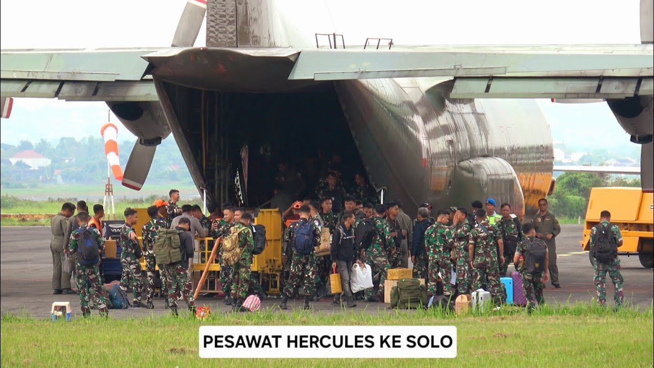 21-08-2025 || Pesawat Hercules Ke Solo Bawa Banyak Tentara Dari Papua