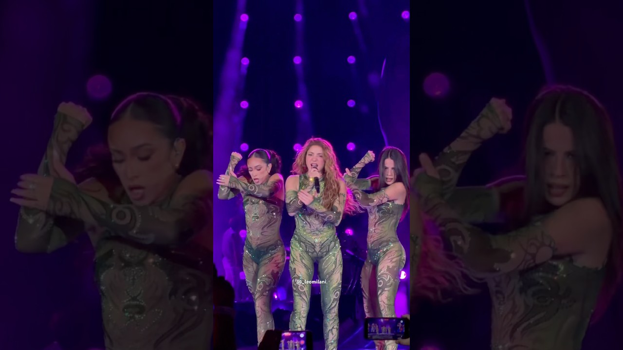 Shakira & Natalia Palomares - Loba (Live in LMYNL World Tour MX) #shakira #nataliapalomares #lmyml