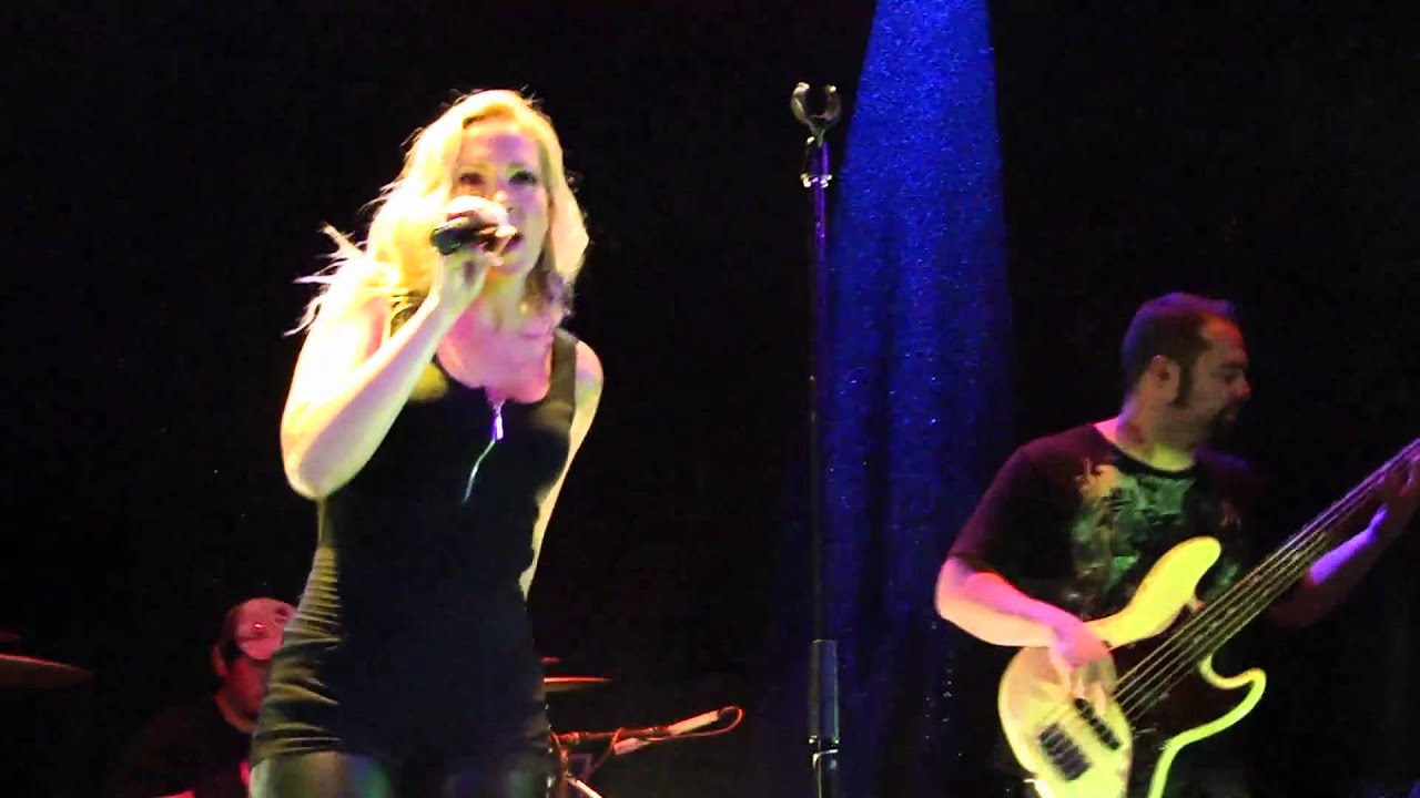 Saiko en vivo - Volar (HD - 09.11.2010)