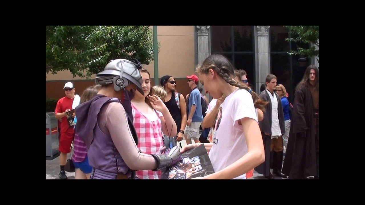 ZAM WESELL The Bounty Hunter at Star Wars Weekend