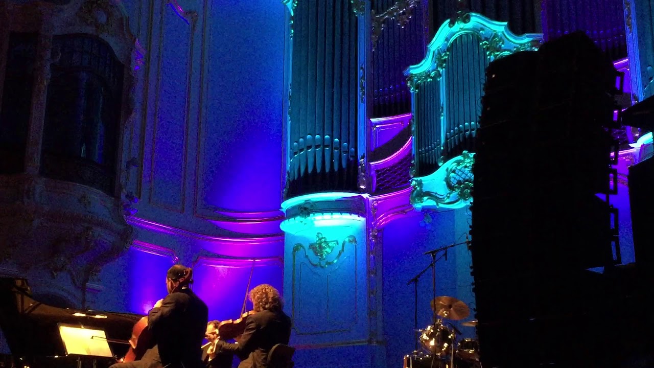 CHILLY GONZALES - Smothered Mate (Live in Hamburg)