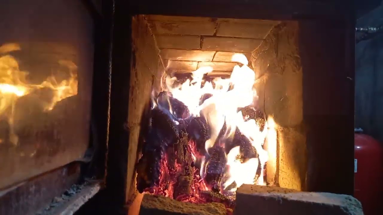 Am făcut primul foc &icirc;n centrala după ce am izolat-o cu vata minerala  caserata.