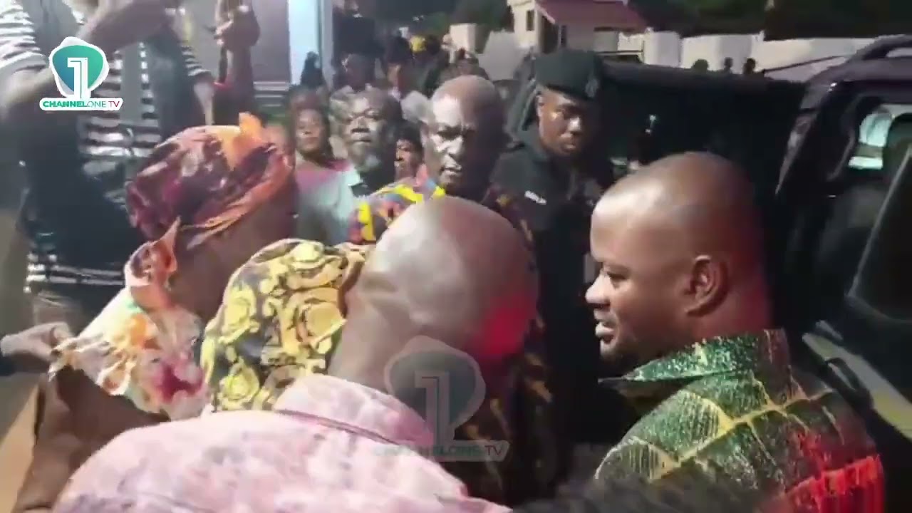 💔🕊️Health Minister Moves Dr. Omane Boamah’s Mother to Accra for Proper Care & Monitoring