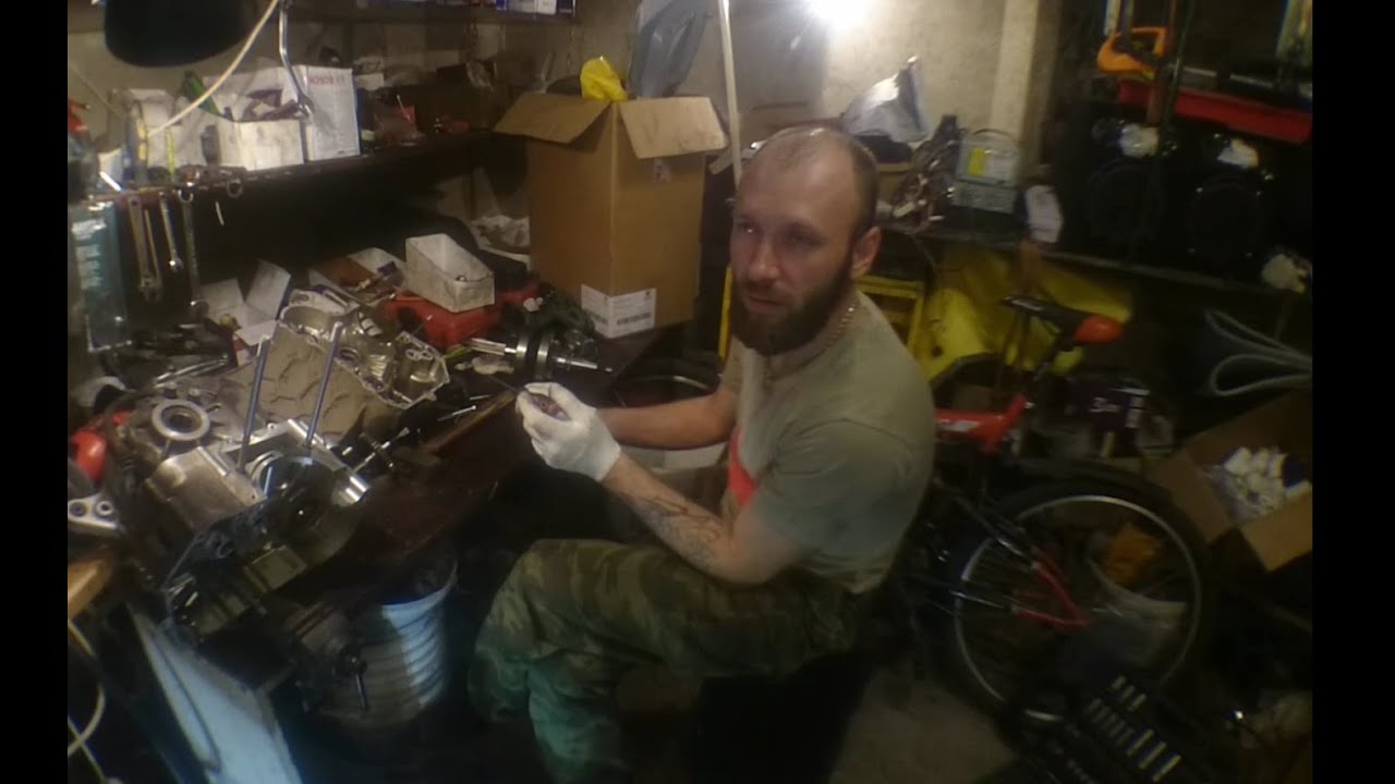Двигатель  SYM MAXSYM 400 работавший на маслянном голодании Последствия!