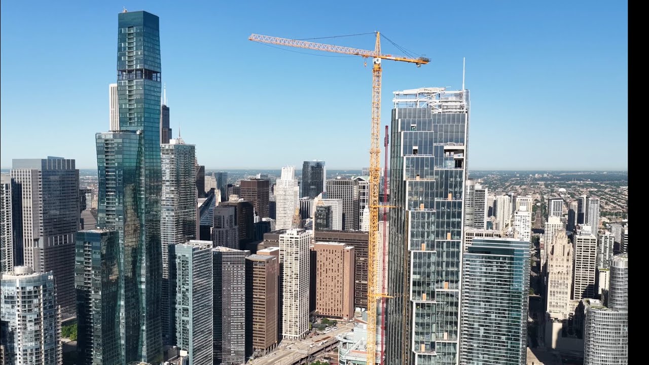 400 Lake Shore | Chicago&rsquo;s Newest Skyscraper Losing Crane Soon [Jun 2026]